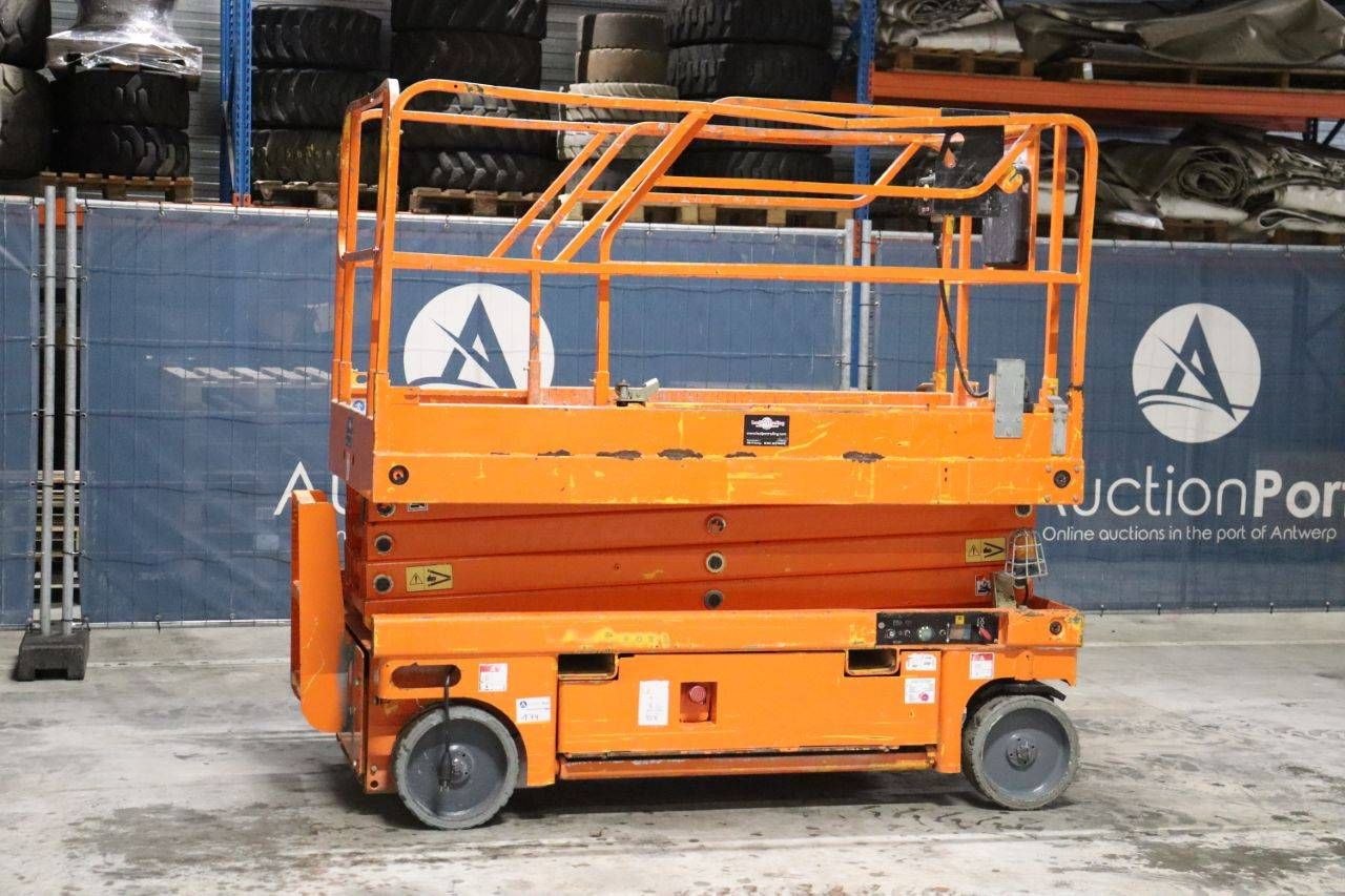 Scissor lift Haulotte Compact 10 Electric 10m 2008