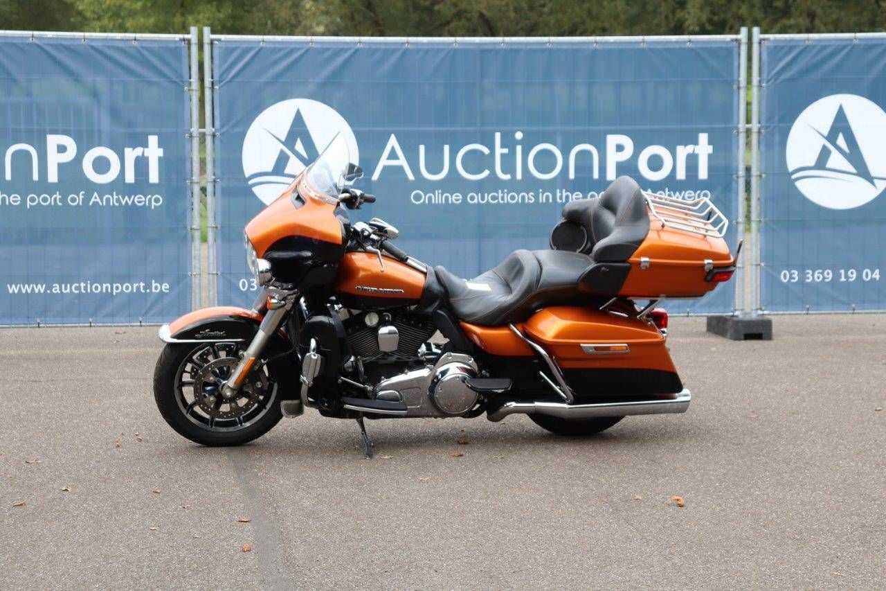 Motorcycle Harley-Davidson Ultra Classic Petrol 2014