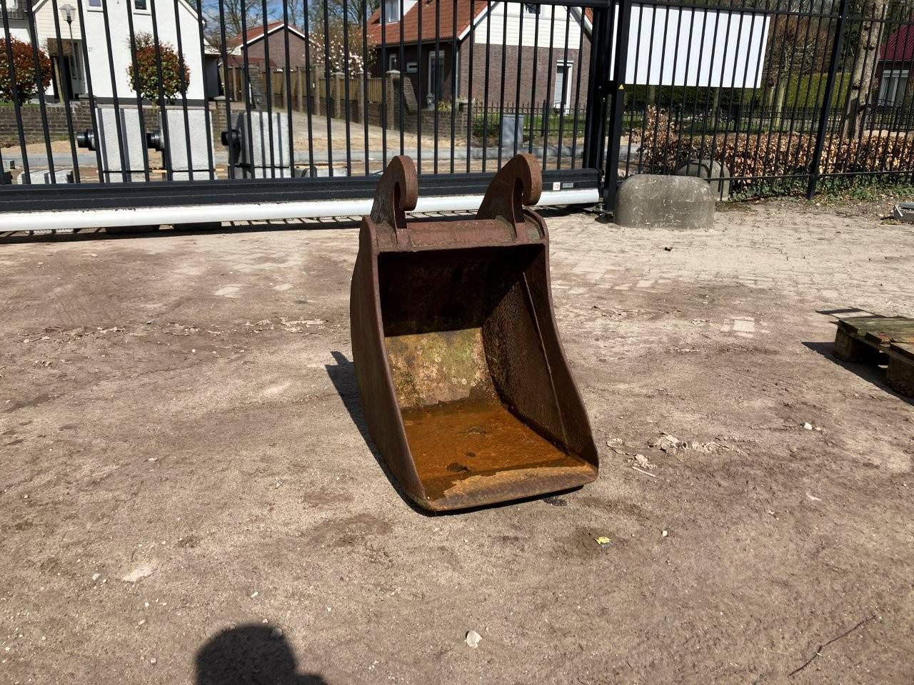 Excavator bucket CW10