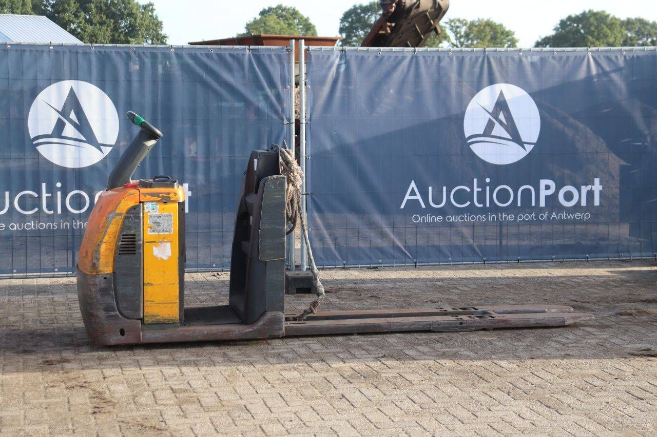 Palletwagen Jungheinrich ECE 225 Elektrisch 2500kg 2008