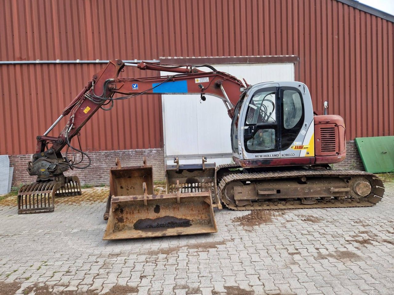 Crawler excavator New Holland Kobelco E155SR-1ES Diesel