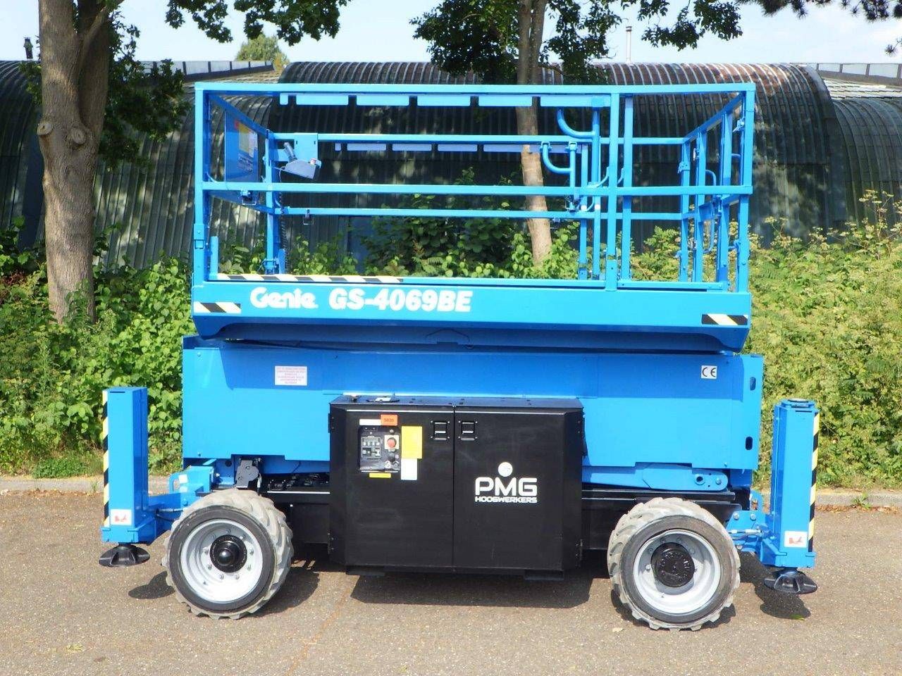 Scissor lift Genie GS-4069BE Electric 14.12m 2017