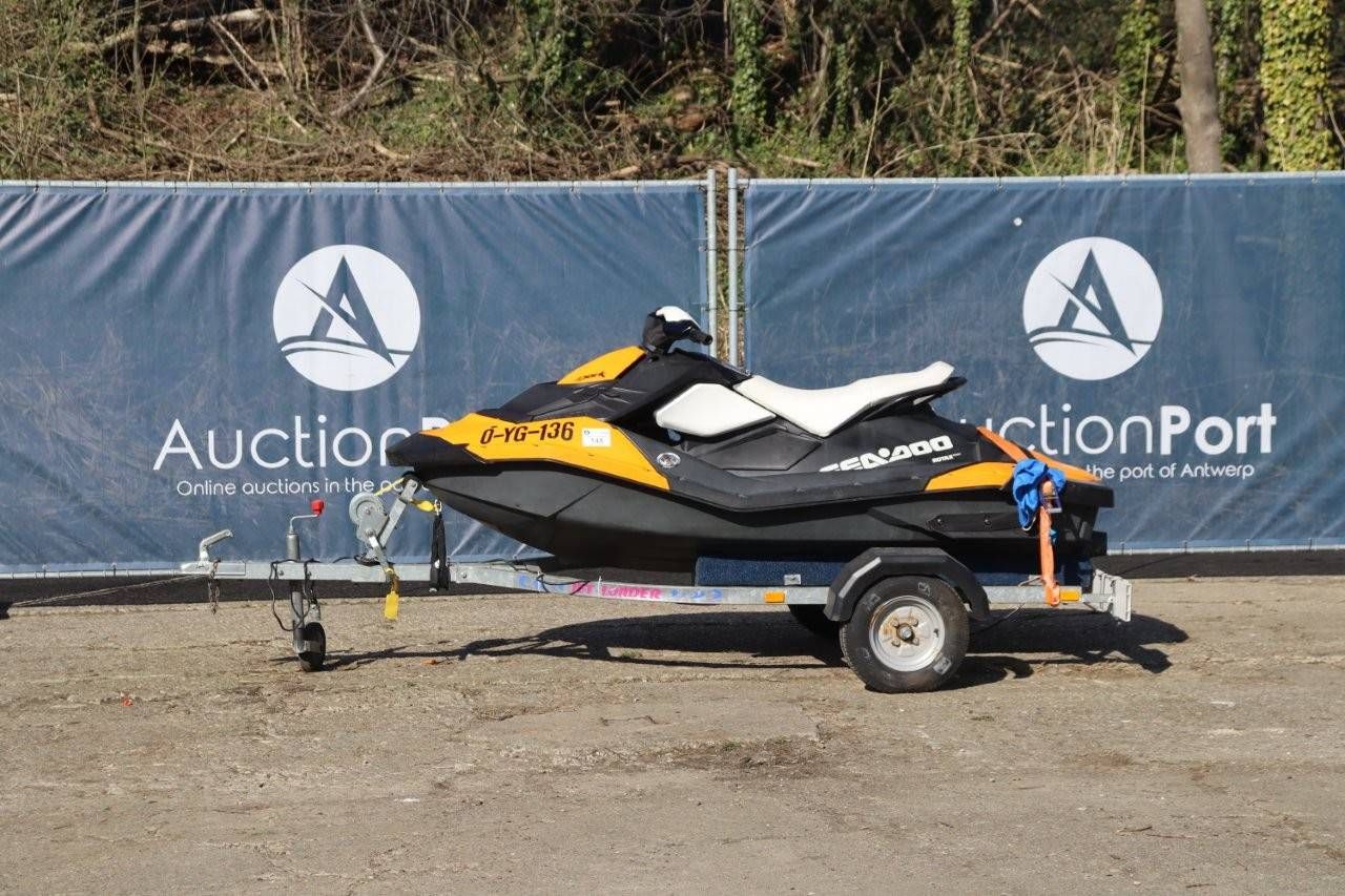 Jetski Sea doo Spark Petrol 2014