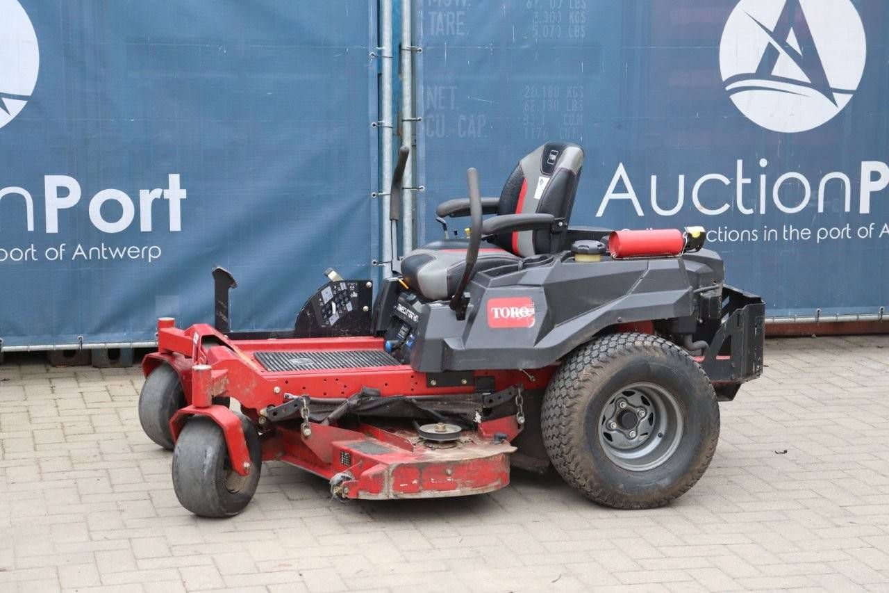 Toro 74864 Petrol Riding Mower 2017