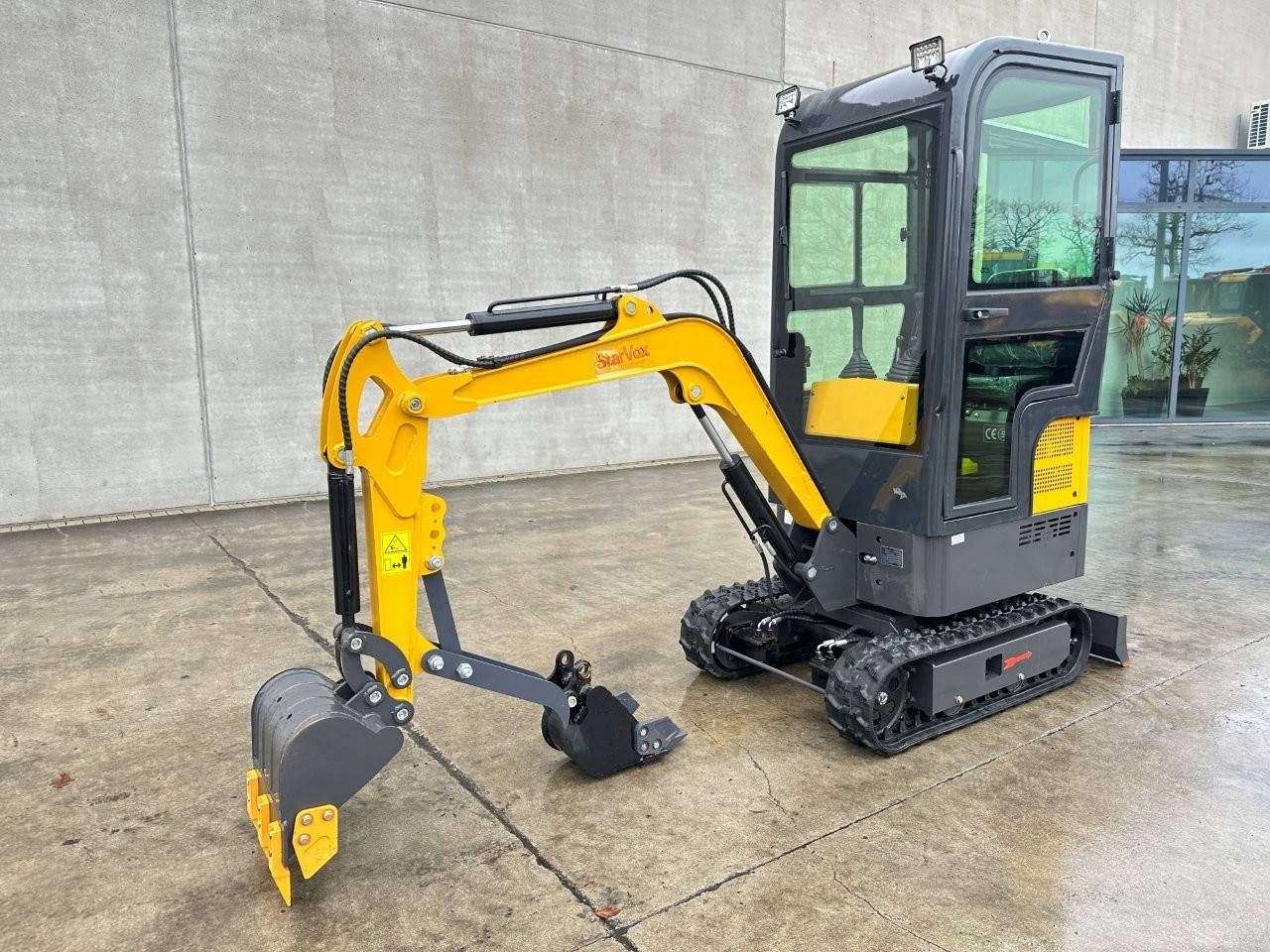 Starvox SV-ME15 Mini Excavator Petrol 2025
