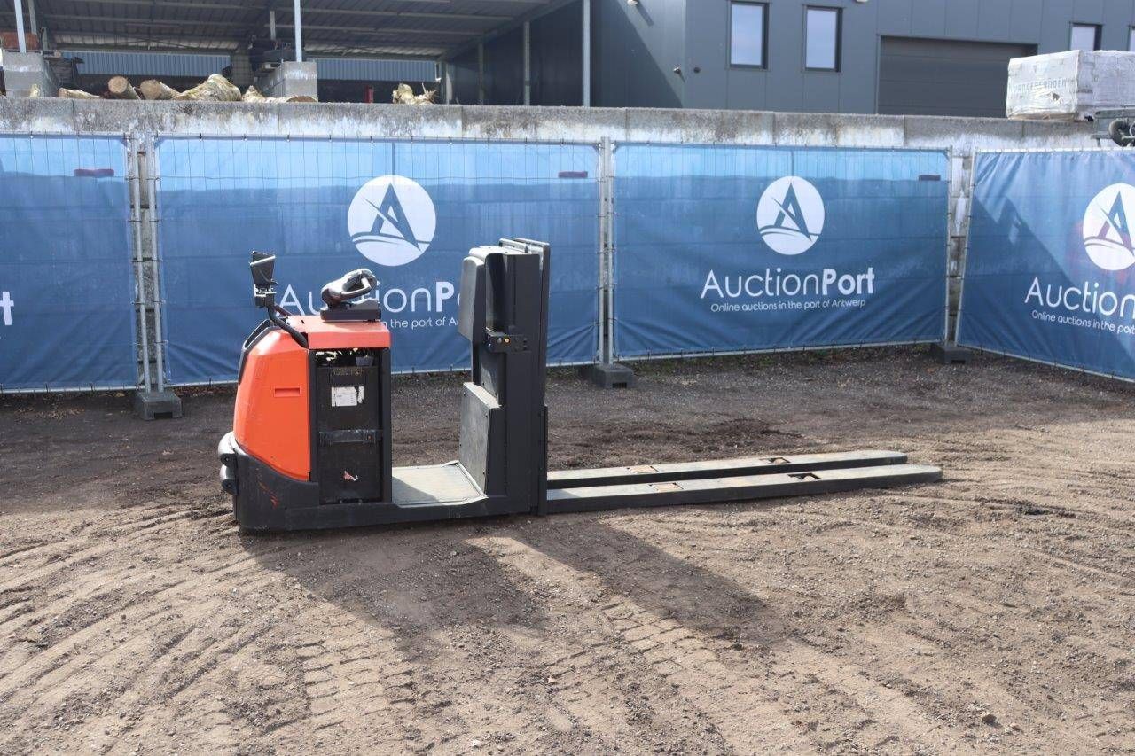 Stacker Toyota OSE200X Electric 2000kg 2018