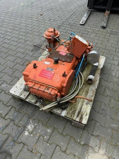 High pressure pump