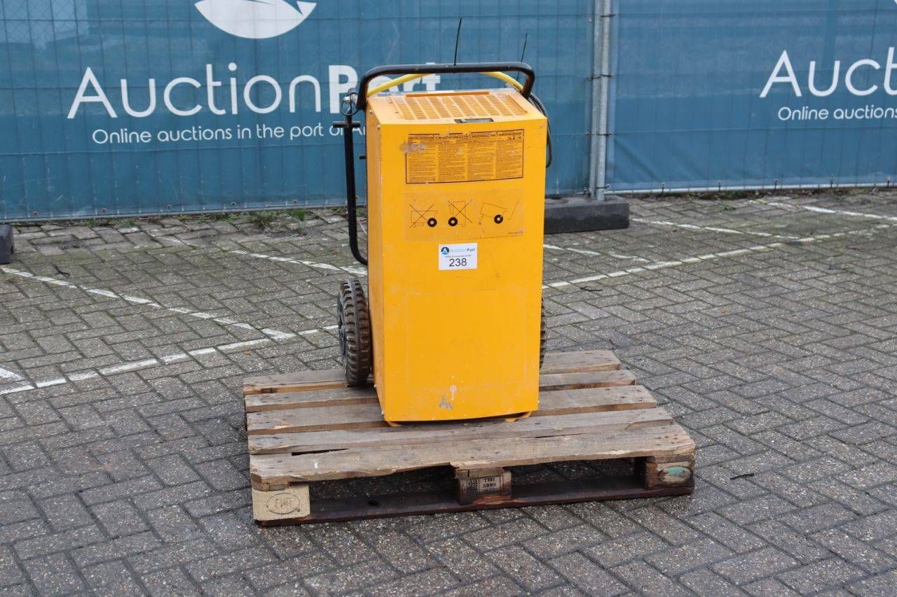 Construction dryer Dryfast BD DF800 2018