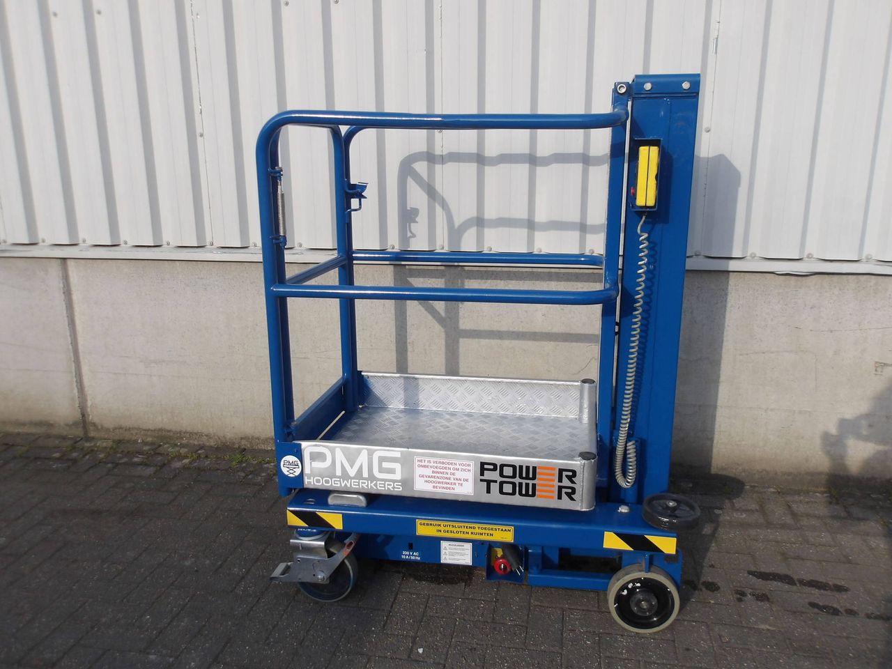 Power Tower Nano 4.5m Electric Mast Lift 2019