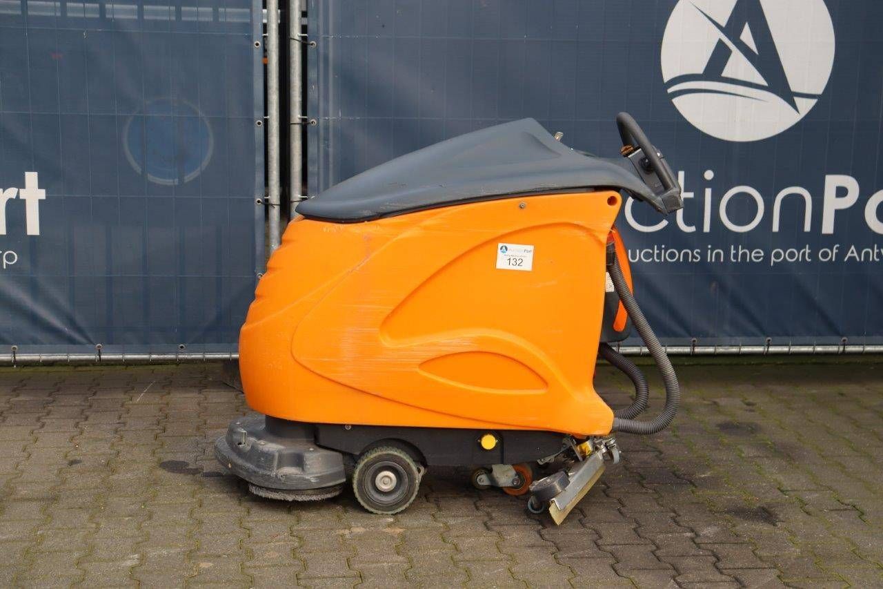 Scrubber dryer Taski 