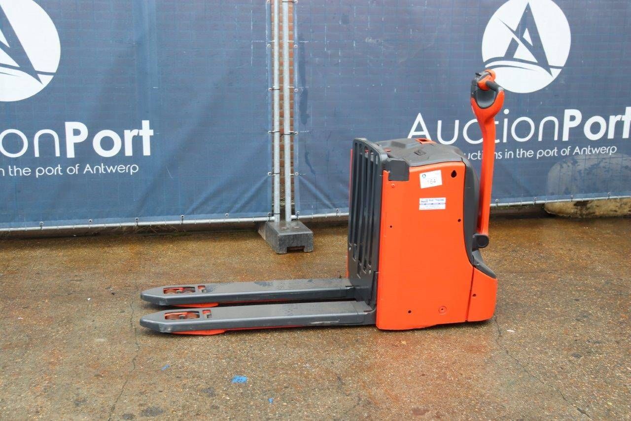 Pallet truck Linde T16L Electric 1600kg 2017