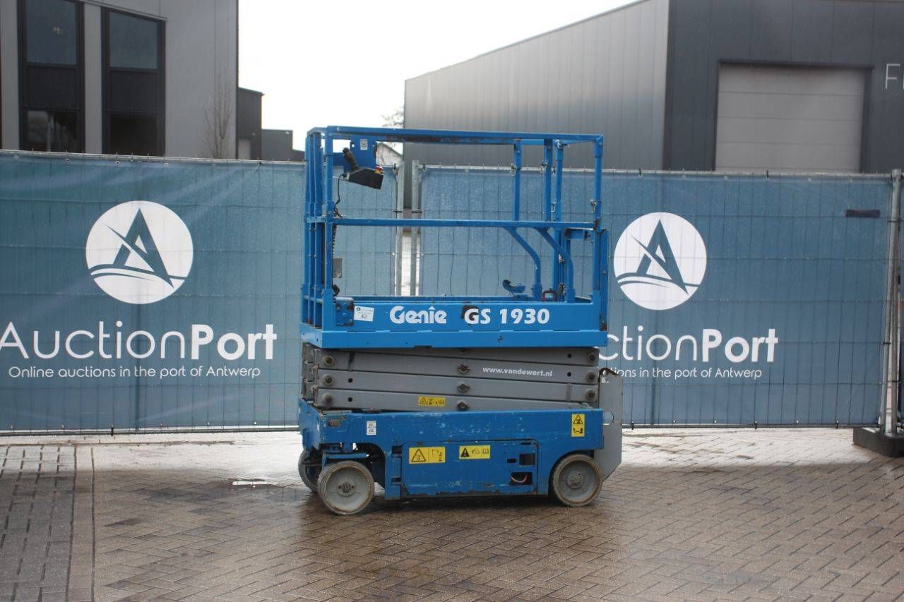 Scissor lift Genie GS 1930 Electric 7.79m 2016
