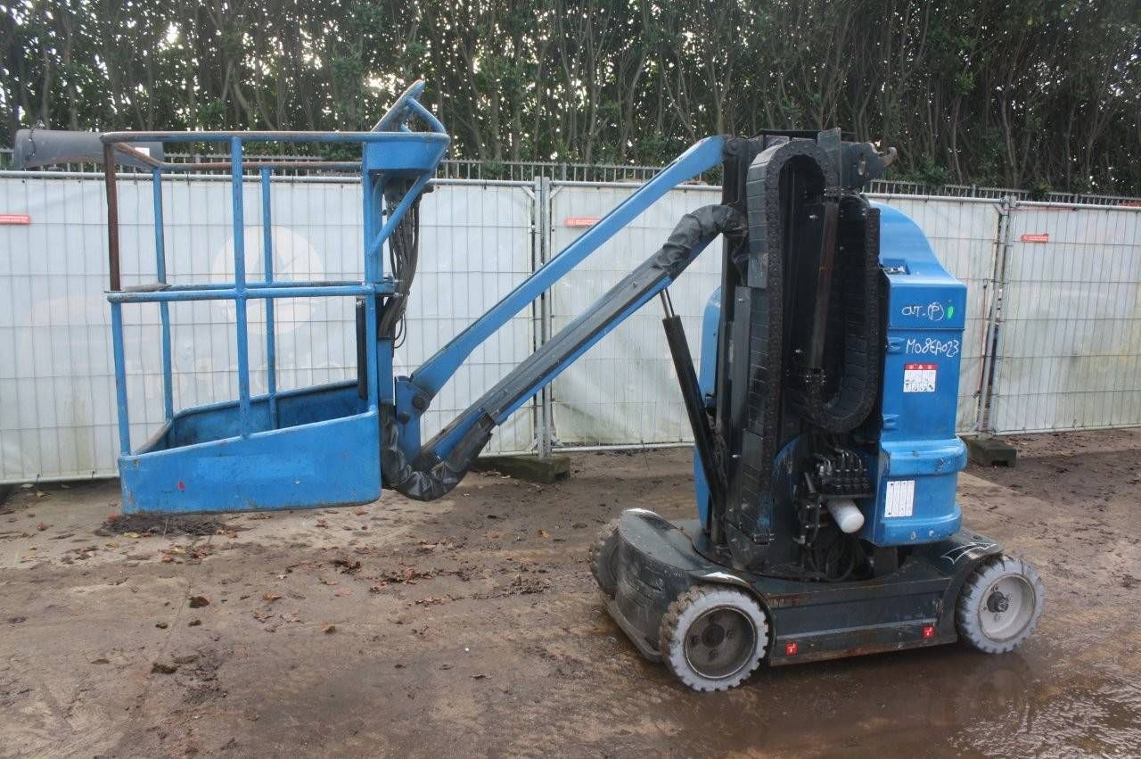 Mast lift ATN Piaf880R Electric 8.8m 2013