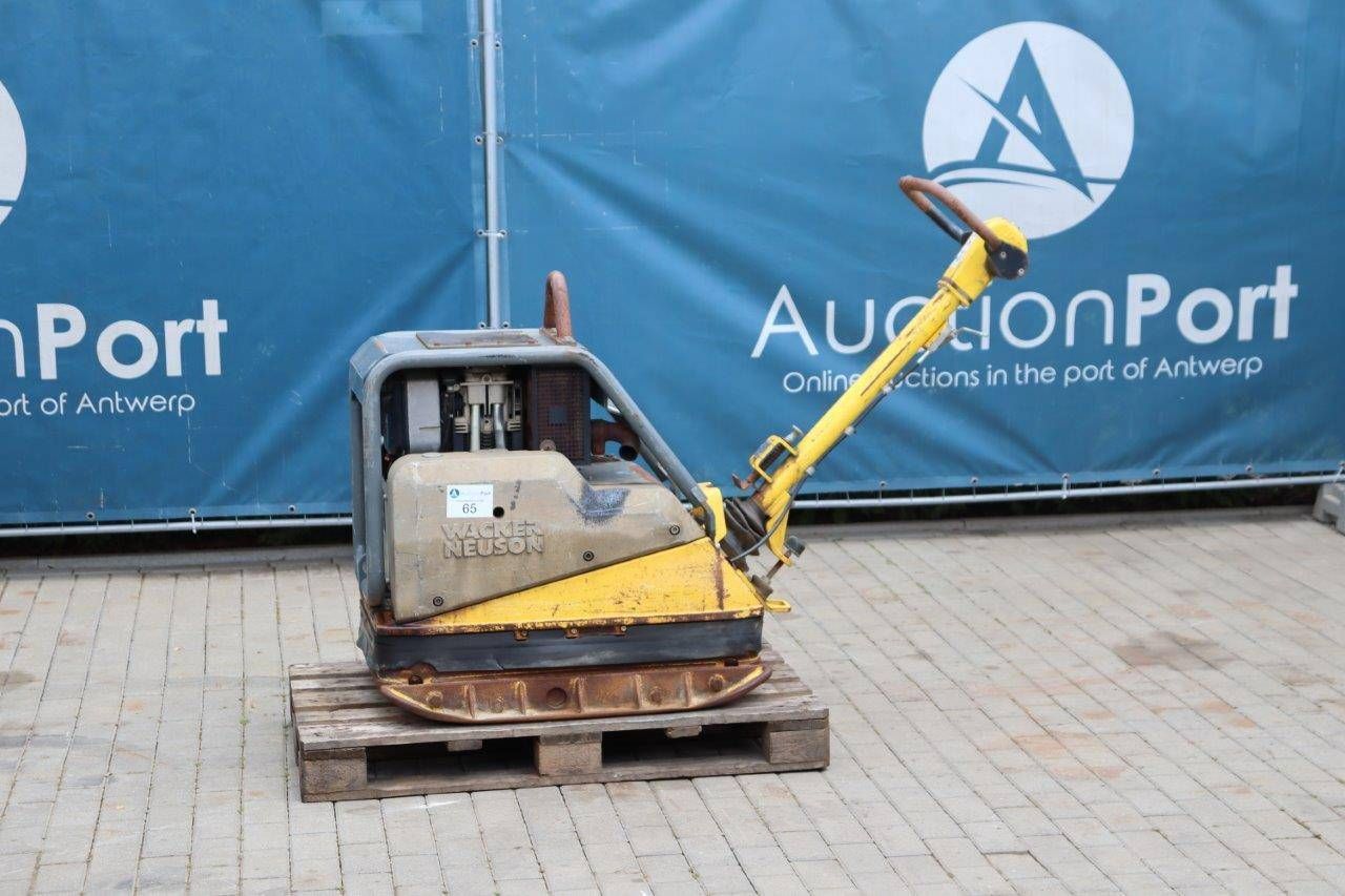 Vibration plate Wacker Neuson DPU6555HE Diesel 13hp 2012