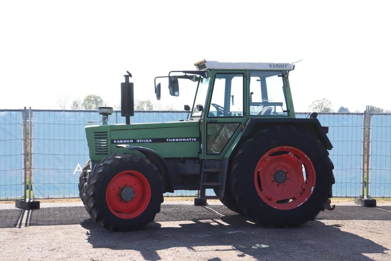 Tractor Fendt 311 LSA Diesel 1985