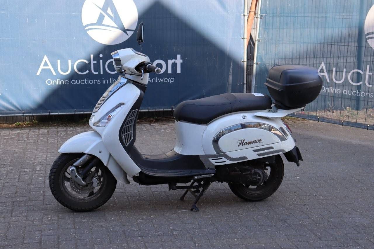 Scooter Benzhou YY50QT-31 Petrol 5hp 2009 (Margin)