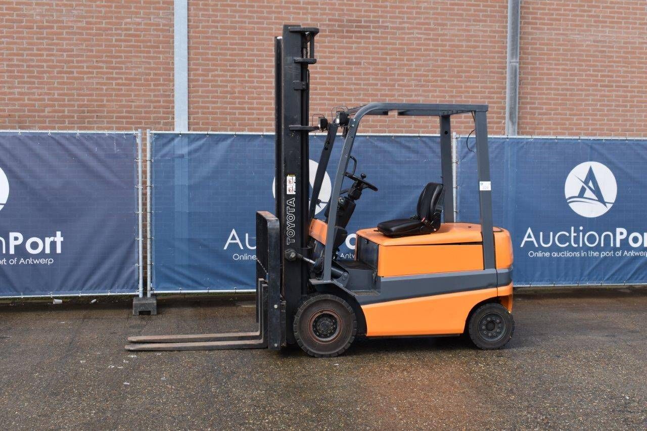 Forklift Toyota FBMF25 Electric 2500kg