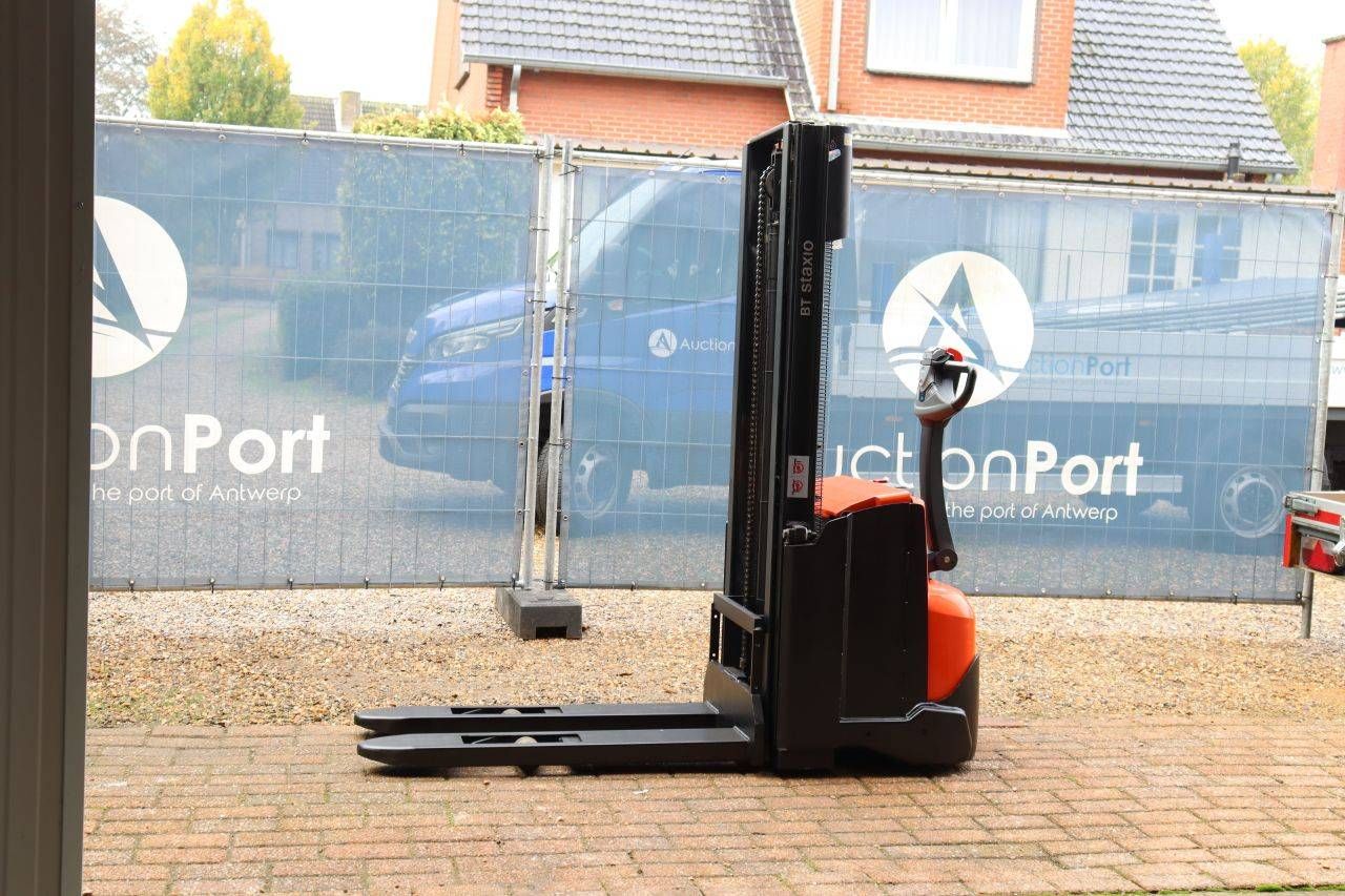 Stacker BT SWE120 Electric 1200kg 2.9m 2016