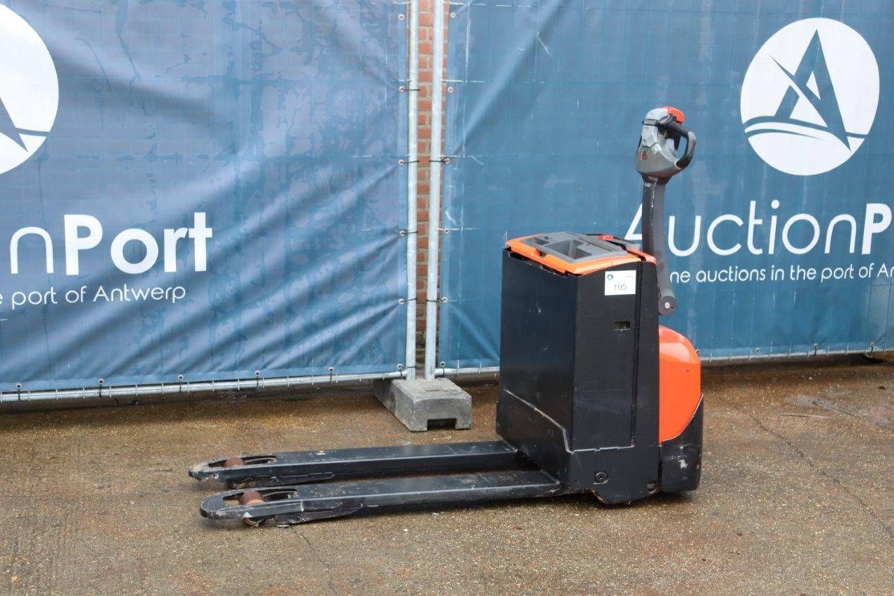 Pallet truck BT Electric