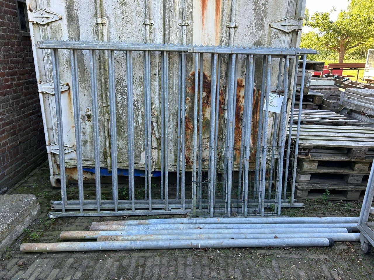 Garden fence 800cm with gate (margin)