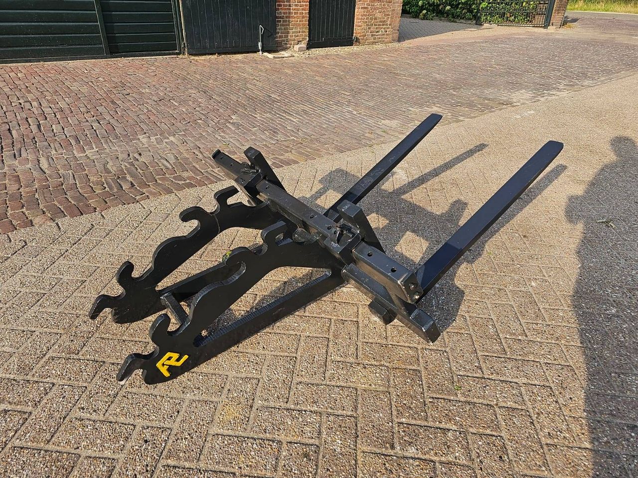 Pallet forks CW (Margin)