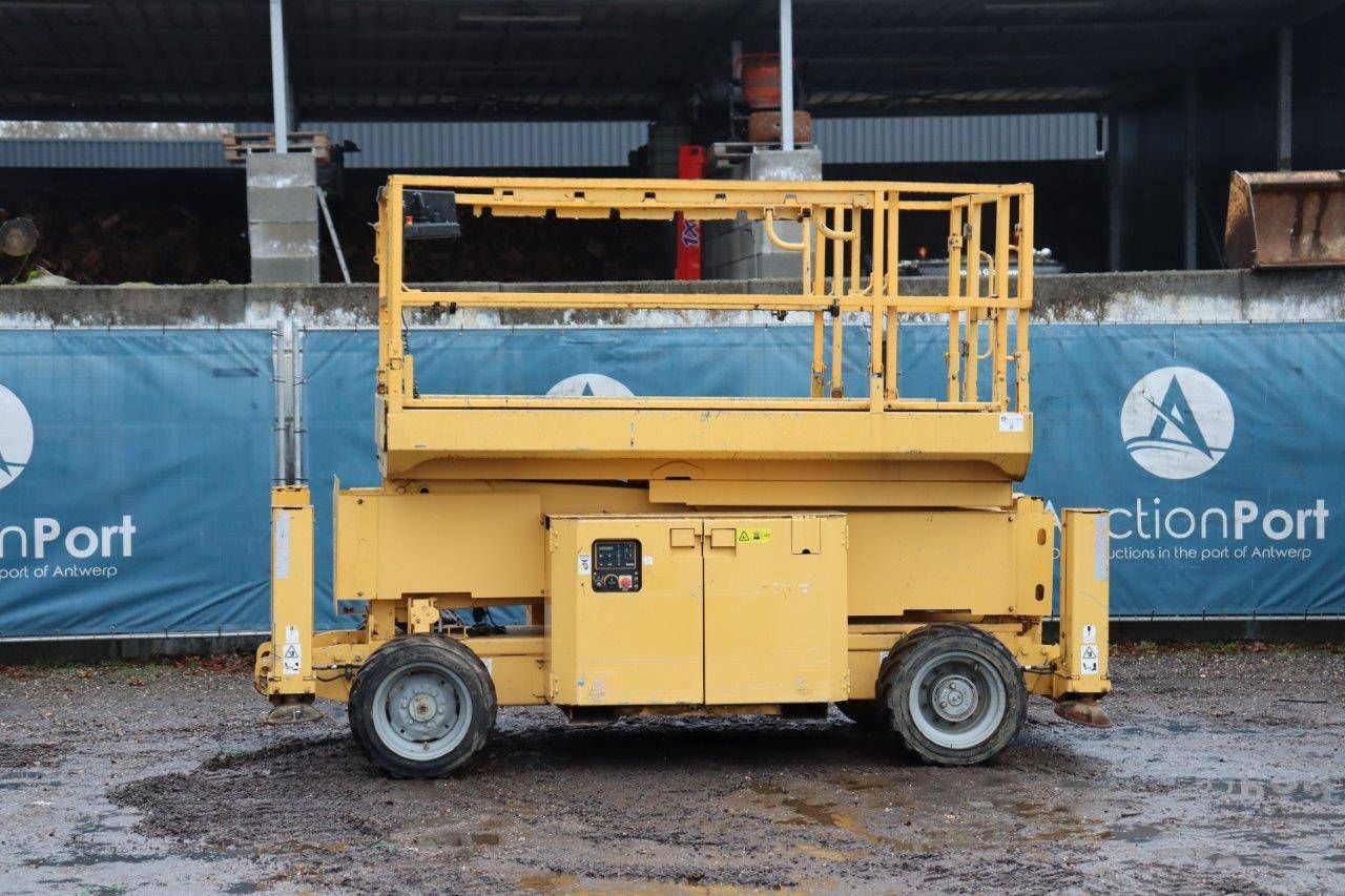 Scissor lift Genie GS-2669 Diesel 10.0m 2013