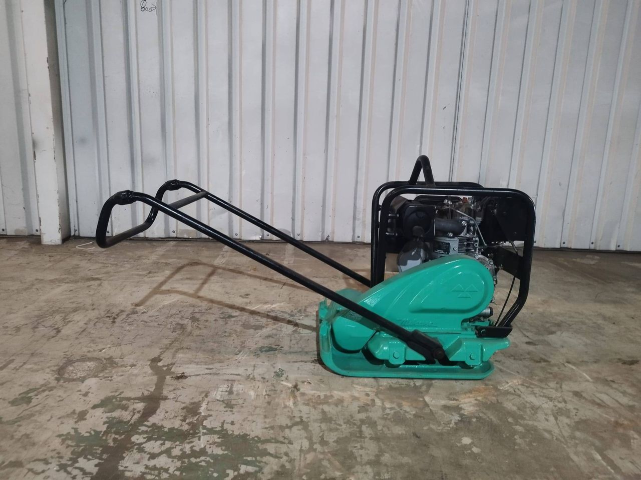Vibration plate Mikasa MVC-T100DVAS Petrol 