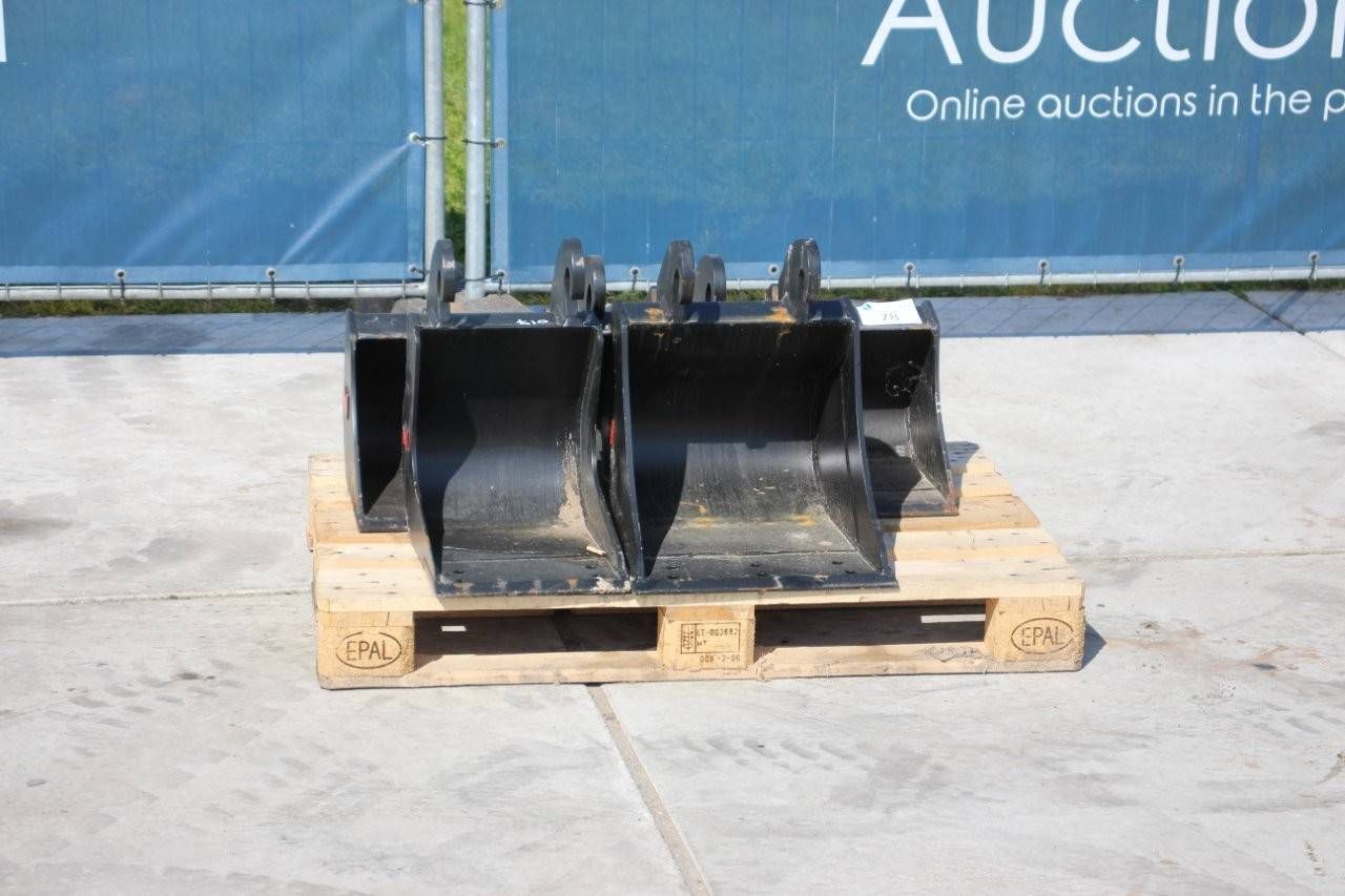 Party Ground Boxes 