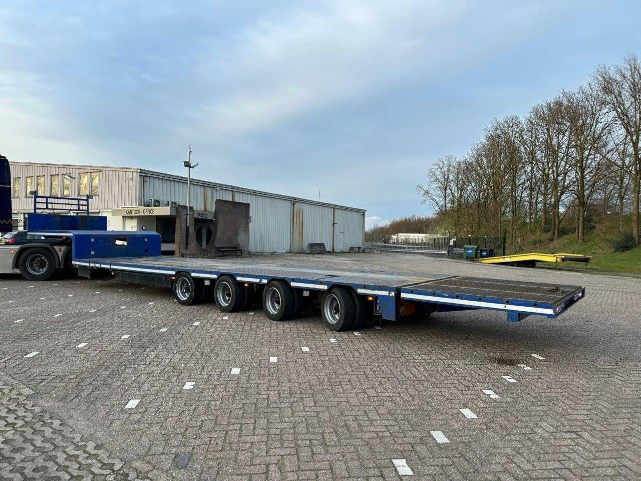 Semi-low loader Zwalfe OU4.18.28