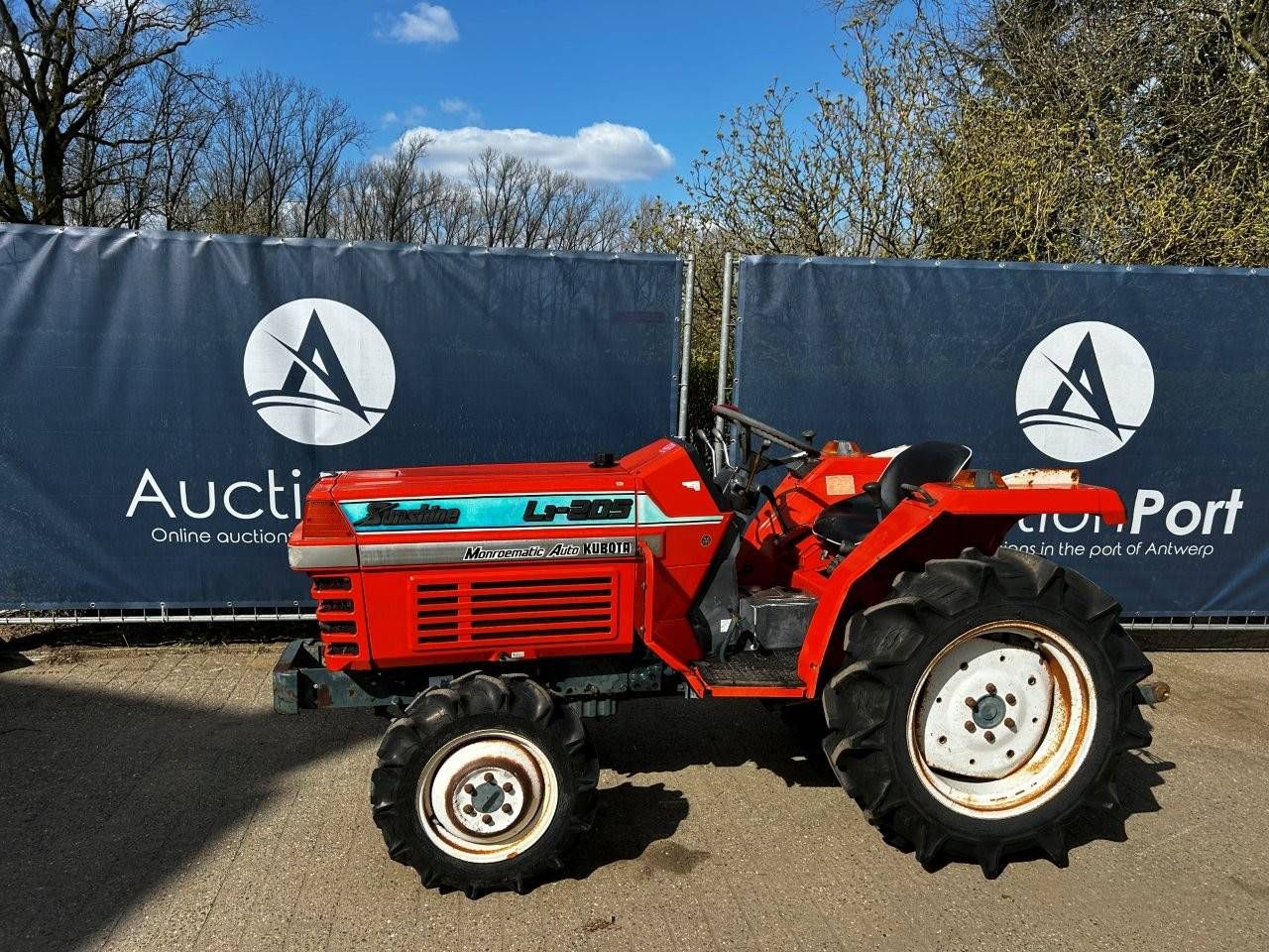 Mini tractor Kubota L1-205D Diesel 19hp