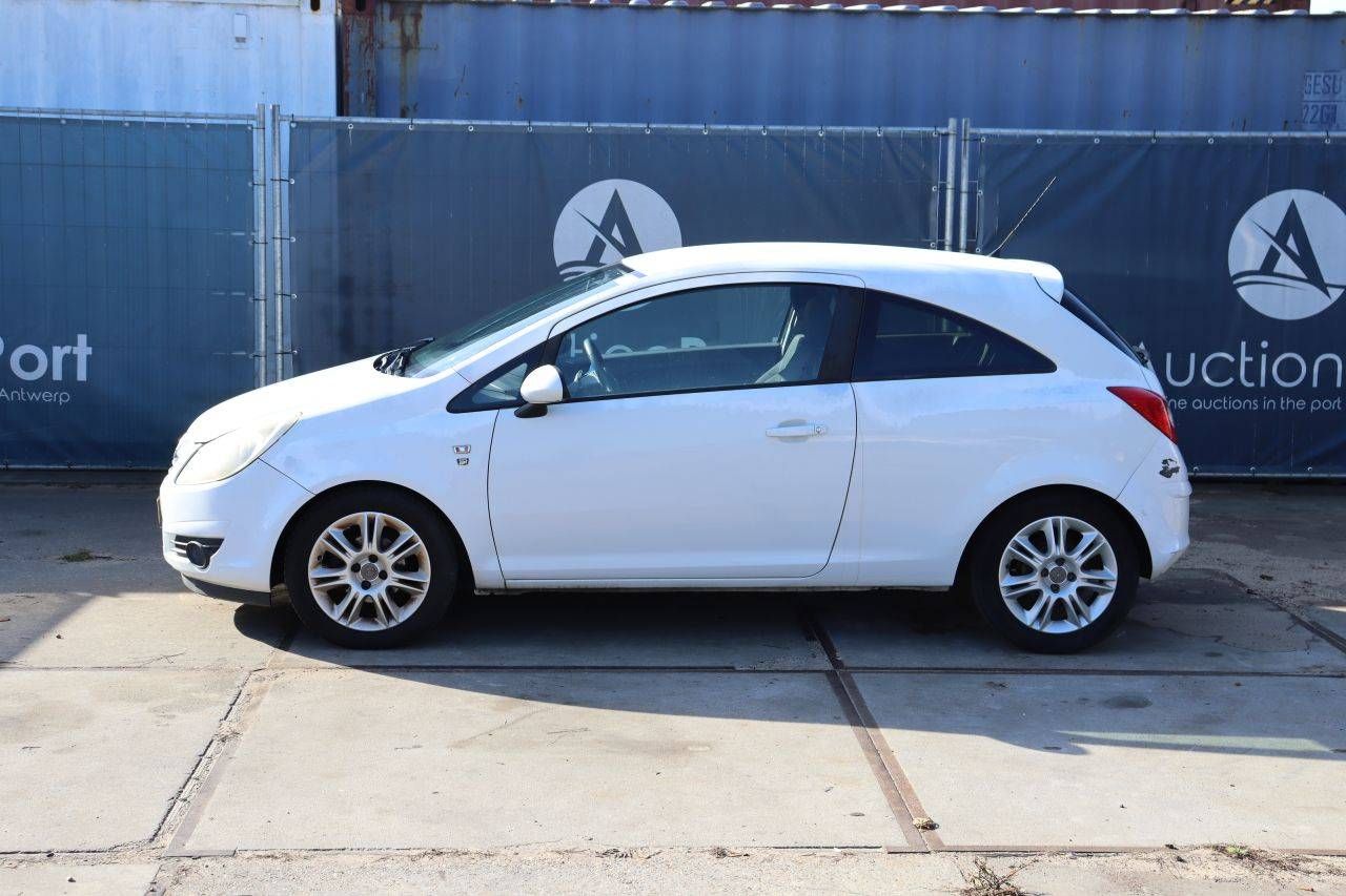 Carro de passageiros Opel Corsa Diesel 95hp 2010