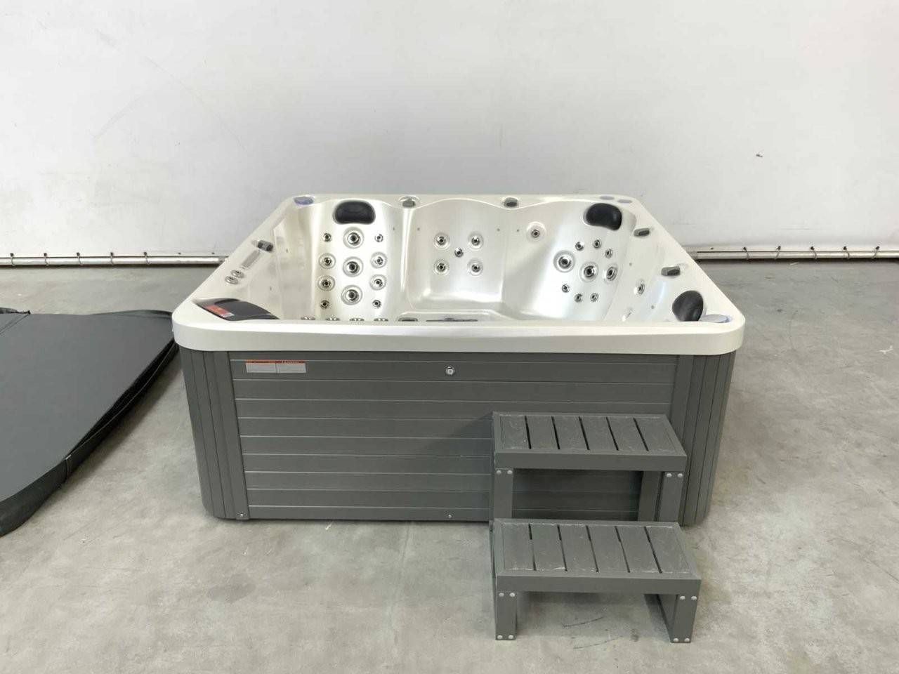 Jacuzzi Las Vegas - Balboa RTE 2000x2000x800mm New