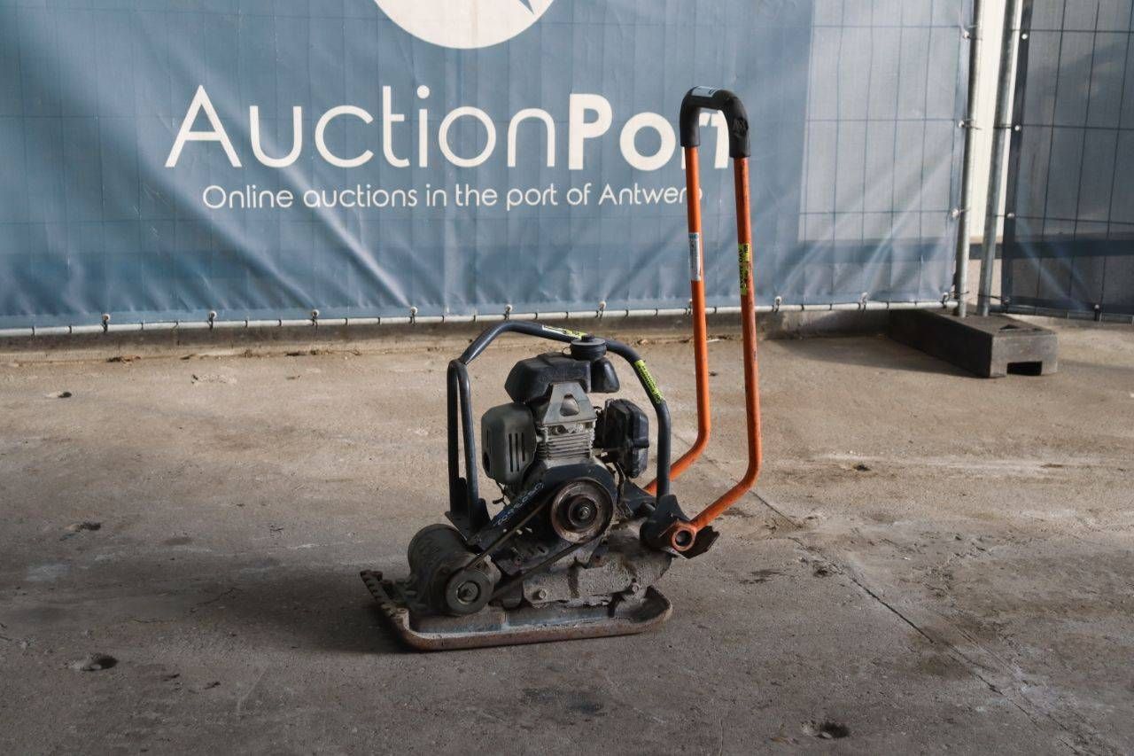 Vibrating plate Belle Petrol