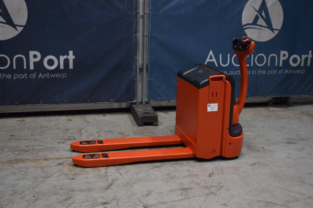Pallet truck Linde T18 Electric 1800kg