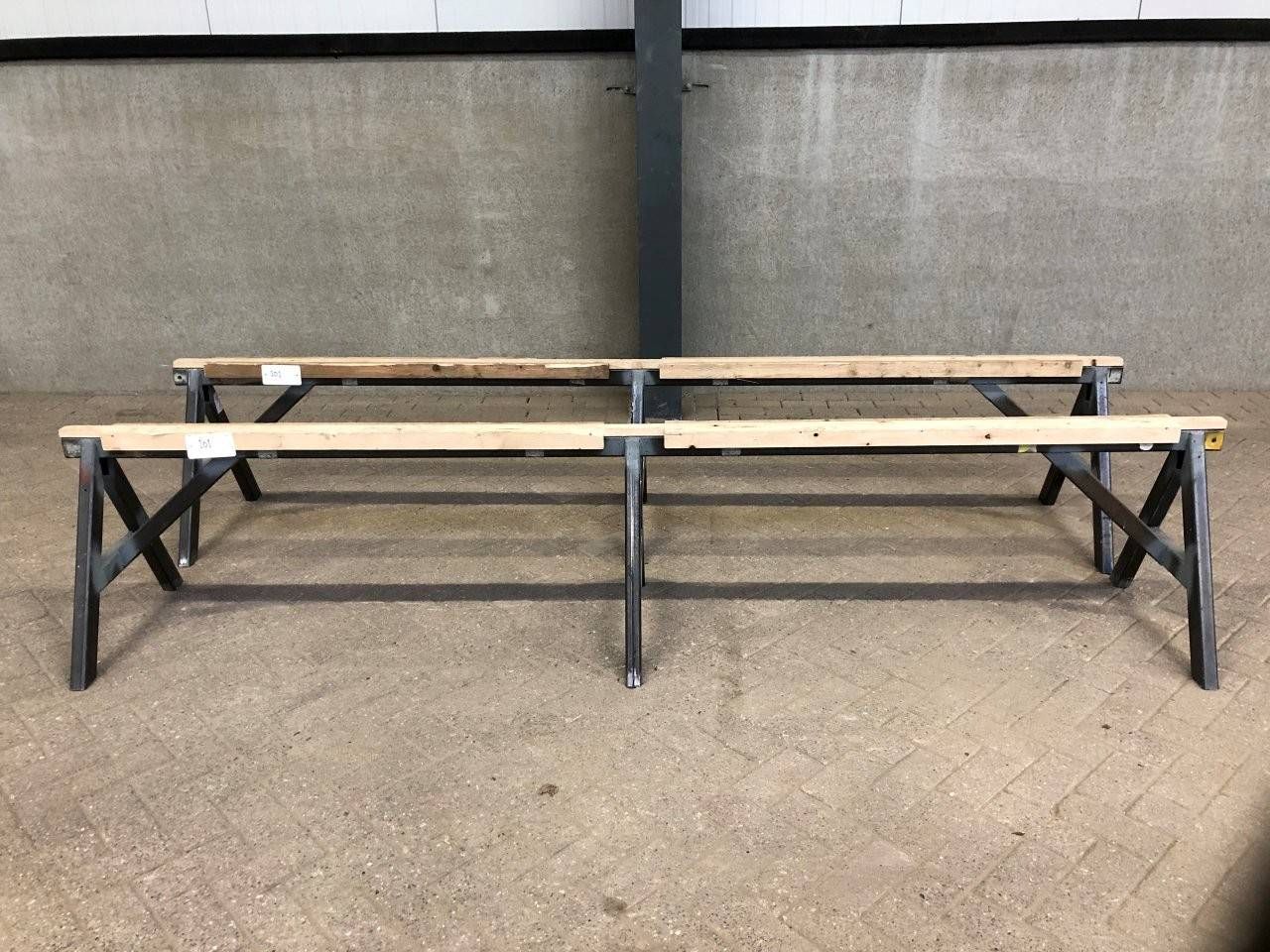 Iron trestle 60x300cm 2 pieces