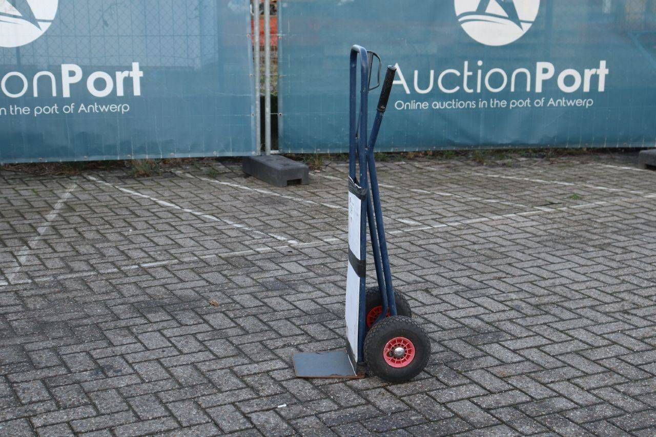 Hand truck