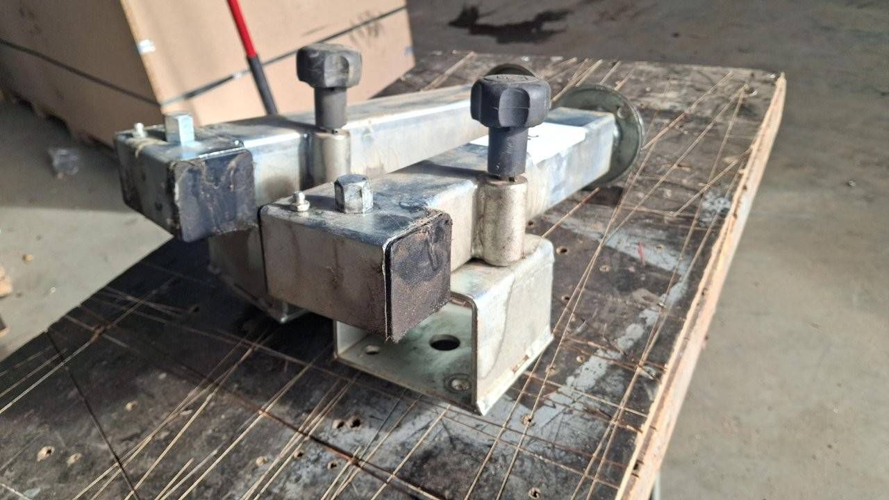Party Support Legs