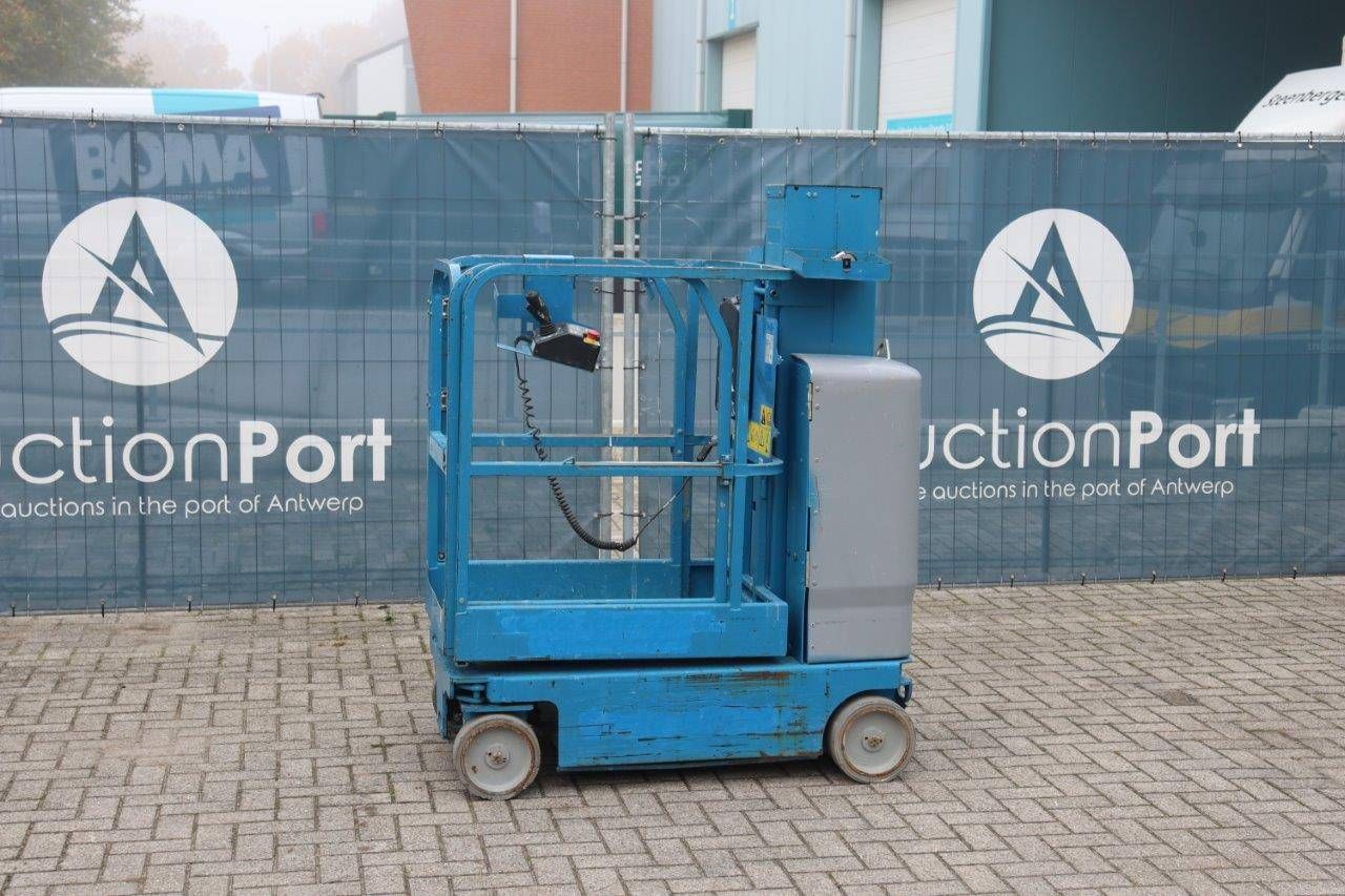 Mast lift Genie GRC-12 Electric 227kg 5.66m 2015