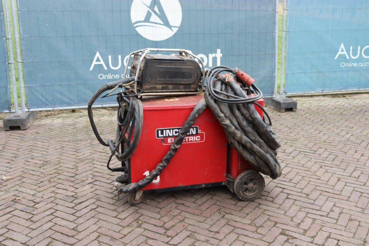 Welding machine Lincoln CV 425