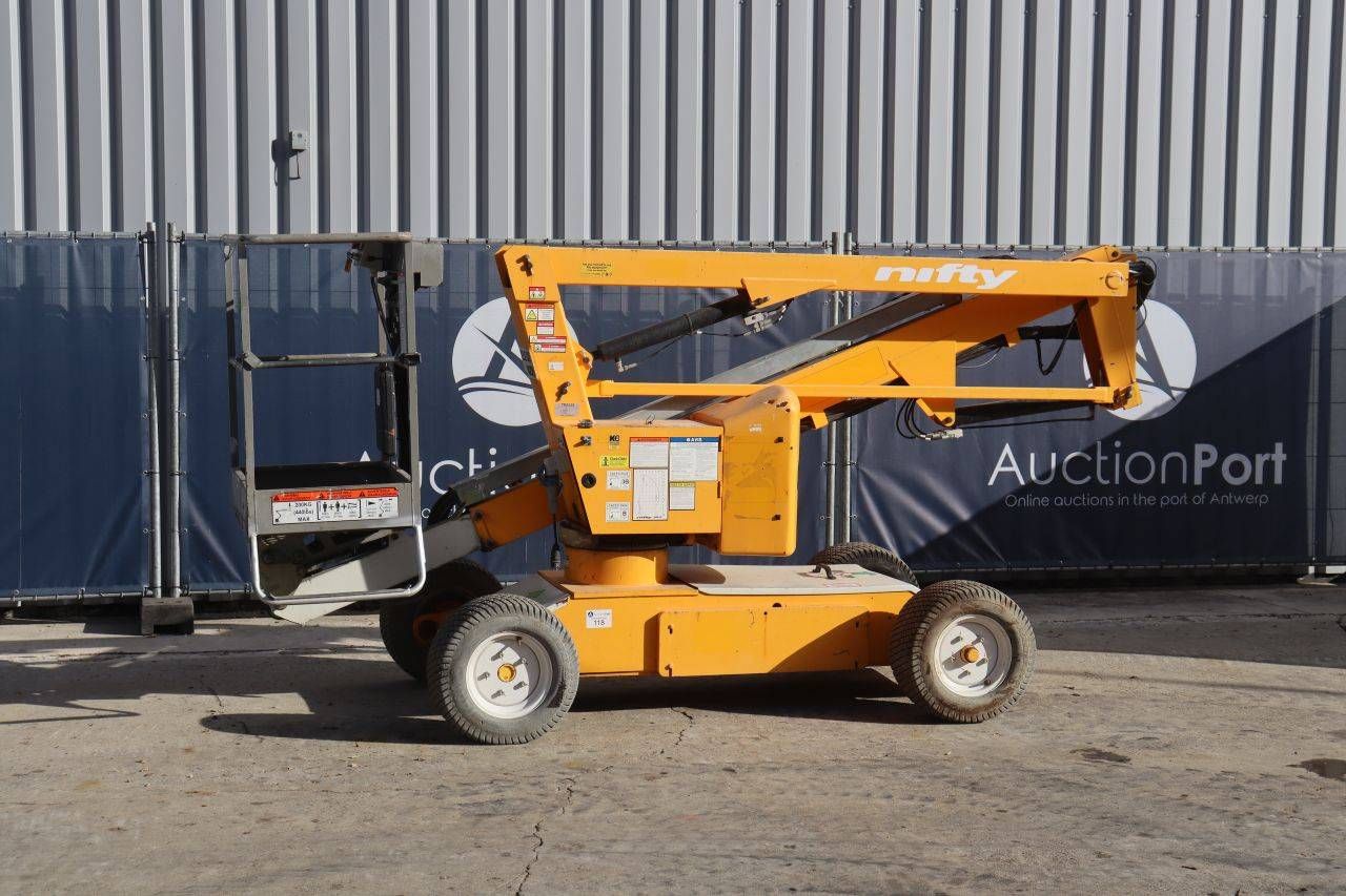 Knikarmhoogwerker Niftylift HR12 NE Elektrisch 2012