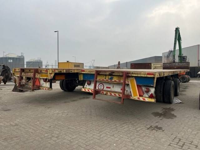 Low loaders Groenewegen 1979 2 Pieces