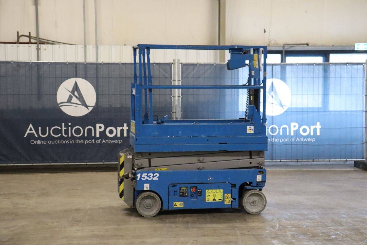 Scissor lift Genie GS1532 Electric 6.60m 2014