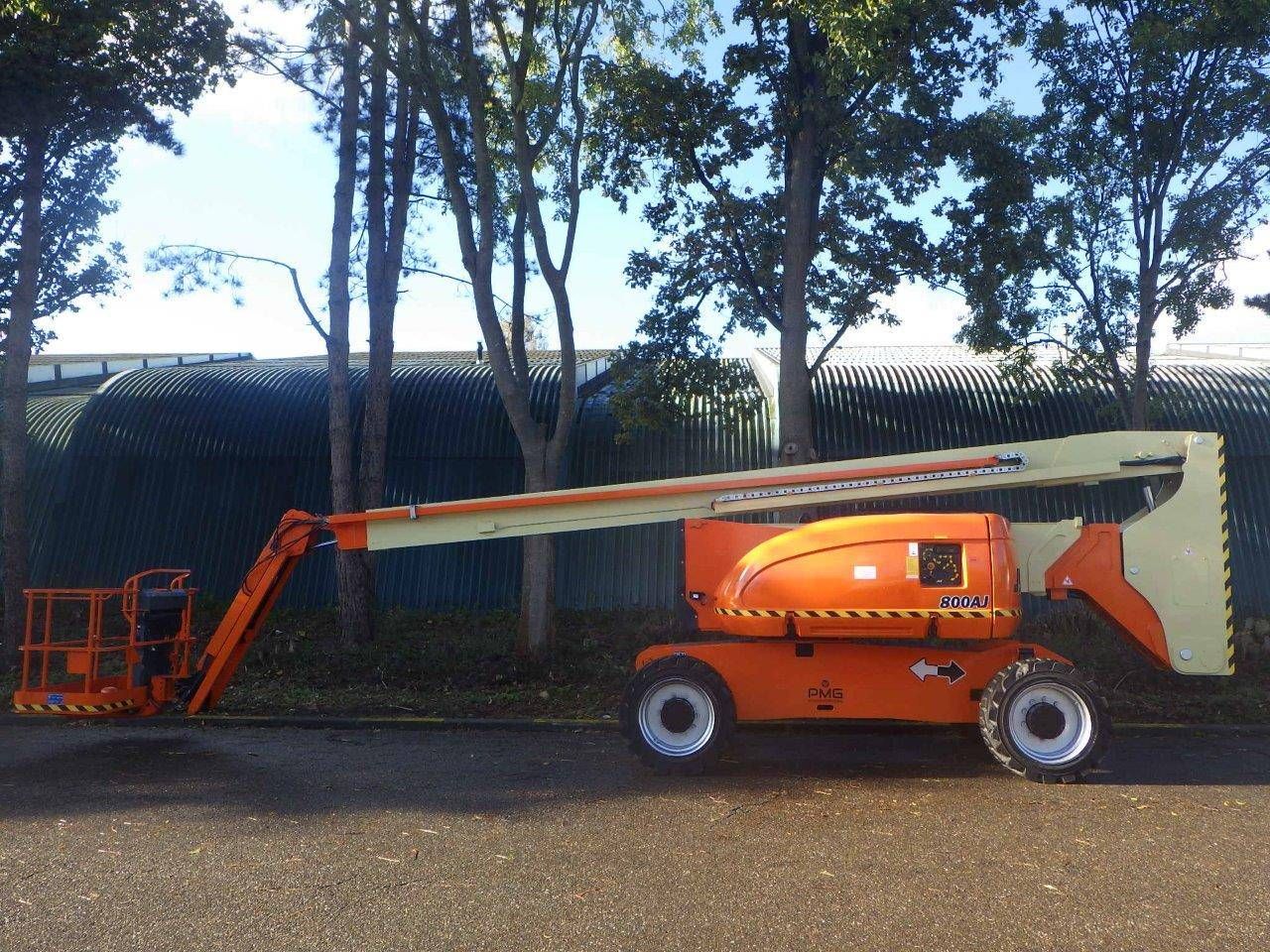 Articulating telescopic boom lift JLG 800AJ 26.36m diesel 2011