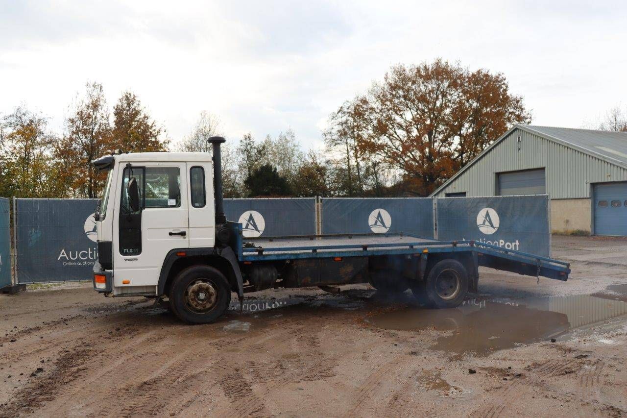 Truck Volvo FL613 Diesel 174hp 1986