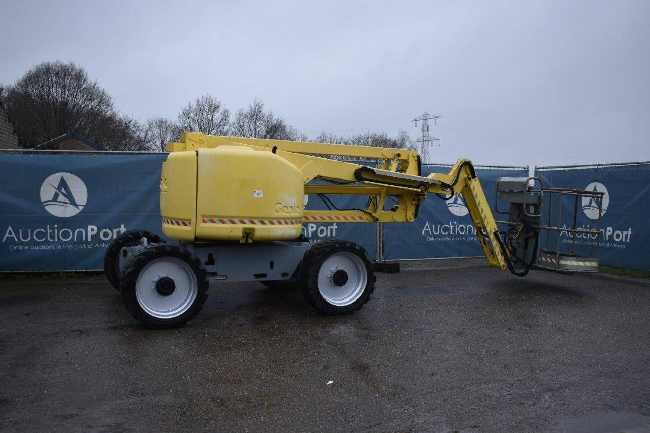 Articulating boom lift Genie Z-45/25 Diesel + Electric 15.86m
