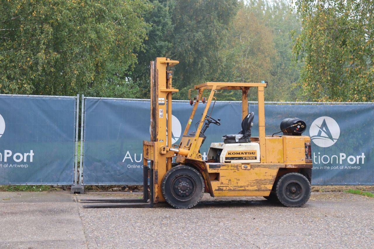 Empilhadeira Komatsu FG35-4 a GLP 1987