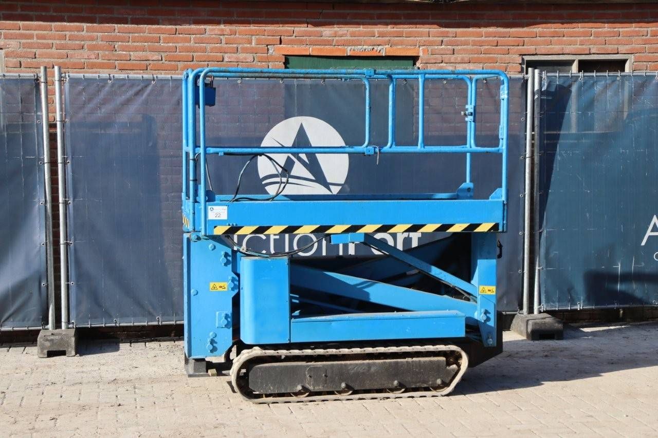 Articulated boom lift S-MAC KC46 Electric 4.55m 2006
