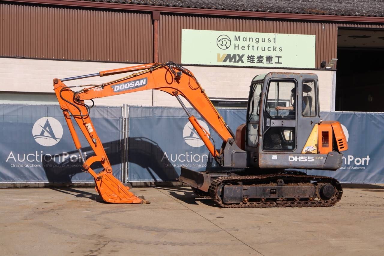 Doosan DH55-V Diesel 40kW Crawler Excavator