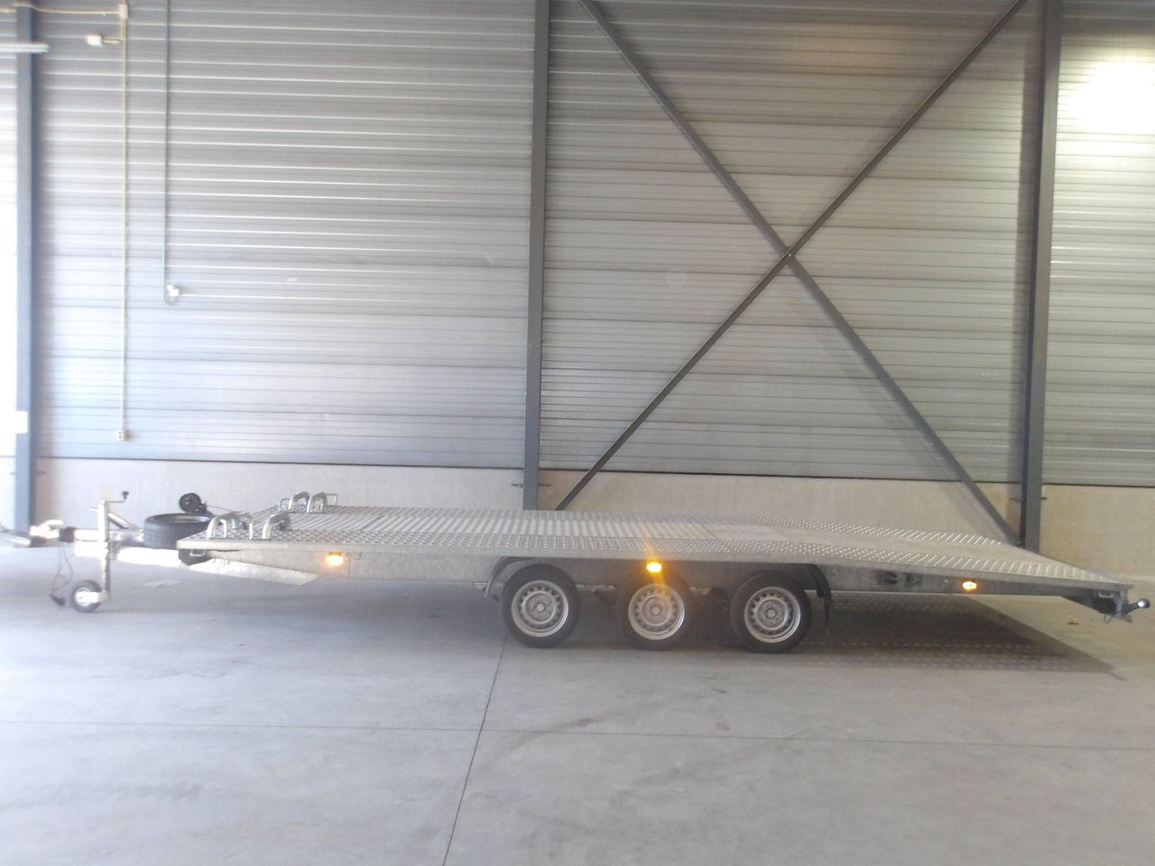 Car transporter Niewiadow BR3 3500kg 6.1m 2025 (Margin)