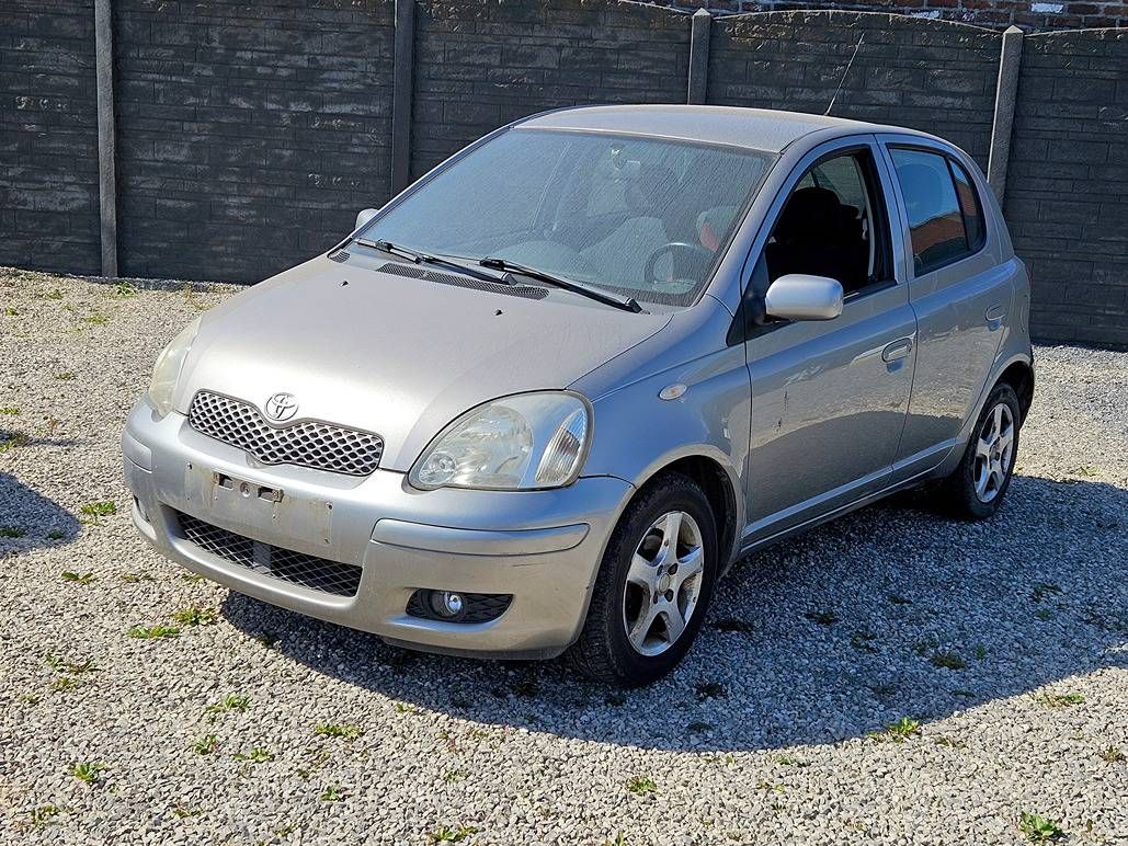 Toyota Yaris 1.0 16v VVT-i (Margin)